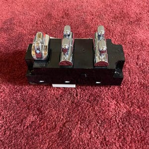 NOS GM 93 94 95 96 Cadillac Fleetwood Master Window Switch Door Panel 10178766