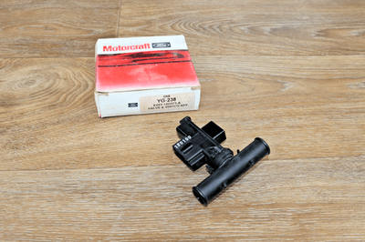 Ford E25Y-18D371-A HVAC Heater Control Valve - Ford 1982-2005 Lincoln Mustang Ford E25Y-18D371-A HVAC Heater Control Valve - Ford 1982-2005 Lincoln Mustang