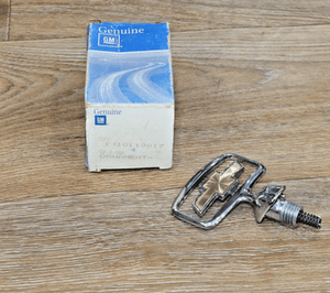 NOS GM 10119817 Chevrolet Chevy Caprice Impala 91-96 Hood Emblem Ornament Badge