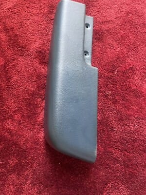 1991 1995 1996 Chevy Caprice SAPPHIRE BLUE Door Pull Armrest Right 16669944 1991 1995 1996 Chevy Caprice SAPPHIRE BLUE Door Pull Armrest Right 16669944