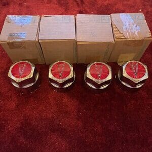 NOS GM PONTIAC CHROME HUB CAP NEW # 10097575 GRAND PRIX