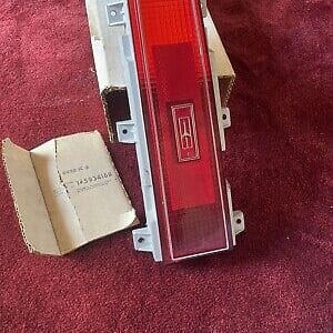 NOS Oldsmobile RH 98 Regency Stop Taillamp Lens 5934168