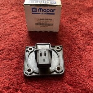 NOS 5096057AA Camshaft Position Sensor For CHRYSLER Sebring DODGE PLYMOUTH Neon