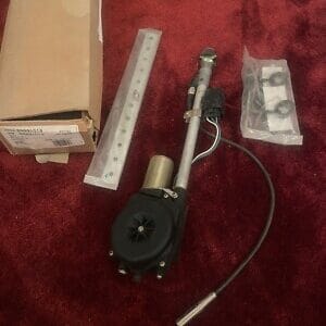 NOS GM Antenna Radio Antenna for Cadillac Chevrolet Buick Oldsmobile 88891018