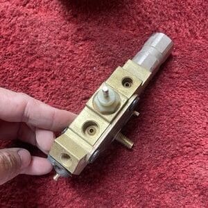 NOS Mopar Brake Proportioning Valve 4094131