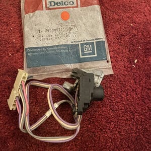 NOS GM Windshield Wiper and Washer Switch 26000572