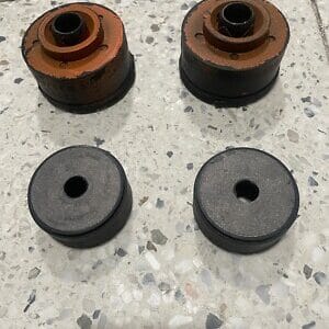 NOS 1971-90 GM A + G Body Bushing GM 330951 / 3906747