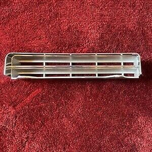 NOS GM 1978 PONTIAC CATALINA GRILL GRILLE 10000824 RH SIDE