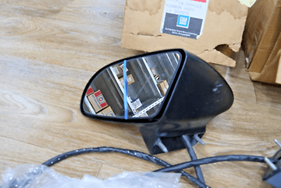 s-l400 NOS GM 12340650 / GM 999103 Caprice 86-90 & Pontiac 88-89 RH-LH Mirror Package - Image 9
