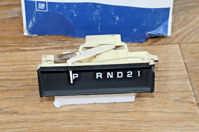 98 1977-1984 Speedometer Gauge Dash Gear Selector 98 1977-1984 Speedometer Gauge Dash Gear Selector