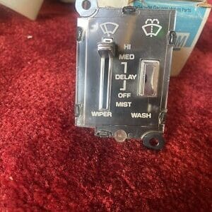 NOS GM BUICK Riviera LeSabre Electra WIPER SWITCH GM 25508993