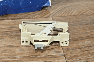 s-l400 GM 8989181 Oldsmobile Delta 88,98 1977-1984 Speedometer Gauge Dash Gear Selector - Image 7