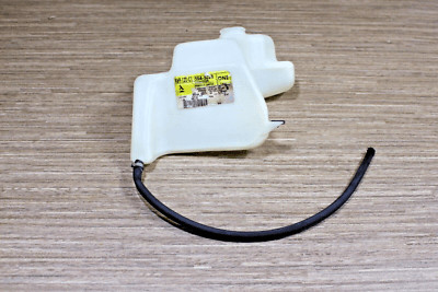 NOS GM 3543028 Reservoir Assembly Coolant Recovery 1986-1997 Buick Olds Cadillac NOS GM 3543028 Reservoir Assembly Coolant Recovery 1986-1997 Buick Olds Cadillac