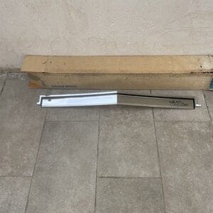 NOS GM 1977-1979 Cadillac Fleetwood Brougham Grill Grille Trim Molding - 1614098