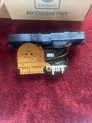 s-l400 NOS GM 77-84 Caprice Impala A/C HEATER CONTROL NEW LENS Temp Climate AC 78 79 80 - Image 8