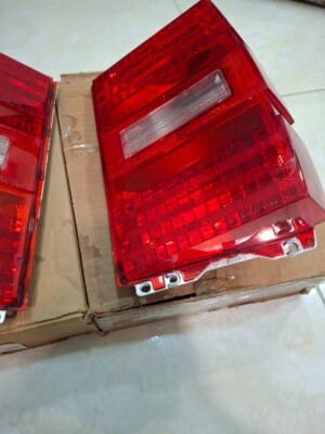 s-l400 GM NOS 1980-1990 Caprice Wagon RH & LH Hand Rear Tail Lamp 5931038 -5931037 - Image 6