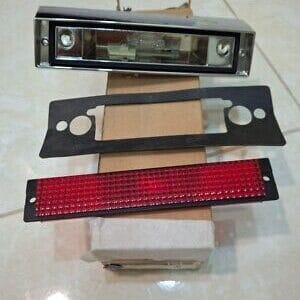 Complete brake light for Caprice Classic Wagon and buick  Wagon  80-90