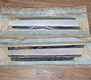 NOS GM 9634244 - 45 Caprice 1977-1979 LOWER REAR QUARTER PANEL LH-RH MOULDING