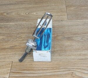 NOS Ford E8VY-16850-A 1988 1989 LINCOLN TOWN CAR HOOD ORNAMENT EMBLEM ASBY