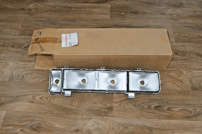 NOS GM 16504132 Chevrolet Caprice Classic 1986-1990 RH Tail Light Housing NEW NOS GM 16504132 Chevrolet Caprice Classic 1986-1990 RH Tail Light Housing NEW