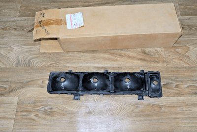 s-l400 NOS GM 16504132 Chevrolet Caprice Classic 1986-1990 RH Tail Light Housing NEW - Image 2