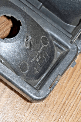 s-l400 NOS GM 16504132 Chevrolet Caprice Classic 1986-1990 RH Tail Light Housing NEW - Image 3