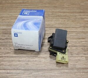 NOS GM 16629927 1993 - 2002 Cadillac Deville Seville Trunk Pull Down Switch
